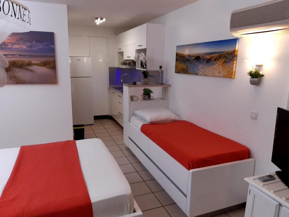 Studio Climatise - Piscine-Plage - 2 A 3 Personnes Sainte-Anne Eksteriør bilde